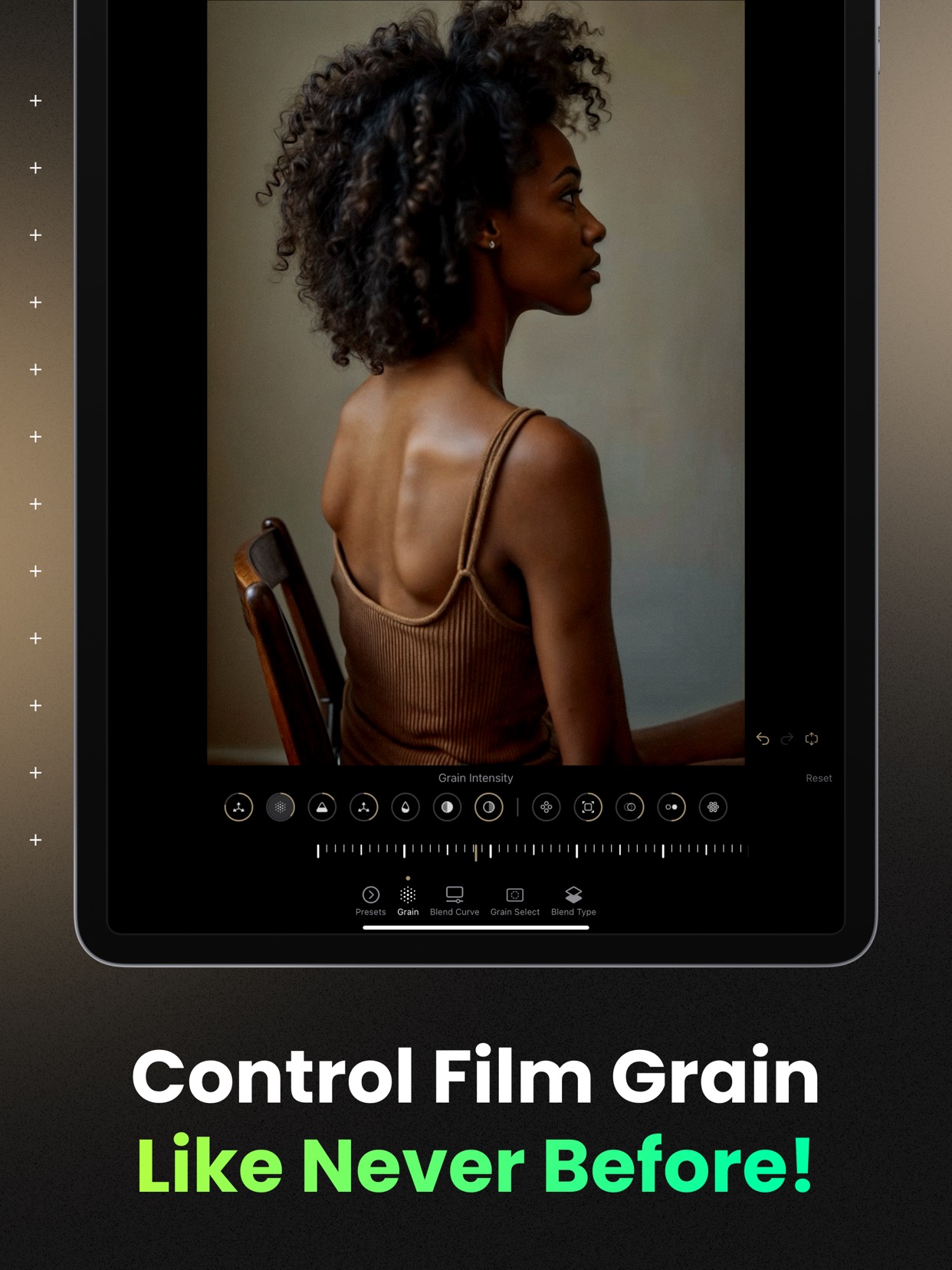 Before and after film grain in GrainLab